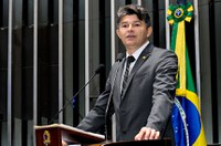 José Medeiros critica prisão de policiais legislativos do Senado
