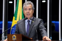 Jorge Viana considera 'lamentável' prisão de policiais legislativos pela PF