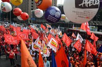 Projeto restringe contribuição sindical a trabalhadores filiados aos sindicatos