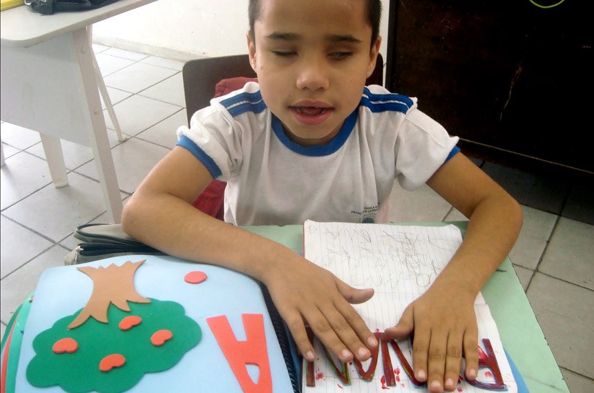 Jogo da Memória para Crianças com Deficiência Visual