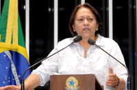 Fátima Bezerra critica decisão do STF pelo corte de salário de servidor grevista 