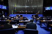 Senado começa a discutir a PEC da Desburocratização