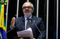 Roberto Muniz apresenta projeto para mudar regras de processos administrativos