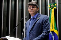 José Medeiros lamenta perda de leitos pediátricos na rede pública nos últimos anos