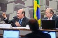 Goldfajn vê estabilização da economia e diz que 'o pior pode ter ficado para trás'