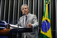 Jorge Viana cobra recuperação da BR 364 no Acre