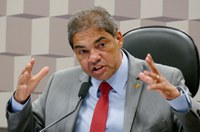 Hélio José é escolhido presidente da Comissão Senado do Futuro