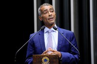 Romário faz críticas à gestão de Crivella na prefeitura do Rio 