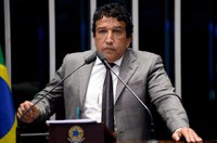 Magno Malta critica intenções de Lula e lista fechada na reforma política 