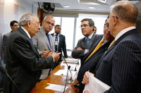 Comissão vota nesta quarta relatório de MP que institui bônus a peritos do INSS