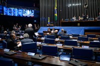 Avança tramitação de quatro propostas de emenda à Constituição no Senado