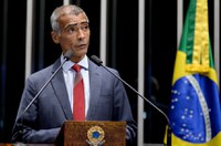 Romário anuncia início de análise do registro de medicamento para combate à leucemia
