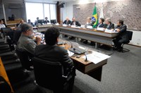 Comissão analisa relatório de MP que regulariza imóveis em áreas da União