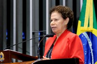 Regina Sousa reclama de postura do governo em relação a assassinatos no MT