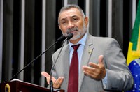 Telmário Mota cobra votação de projetos contra corrupção