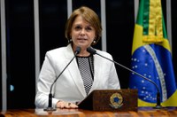 Ângela Portela aponta crueldade da reforma da Previdência