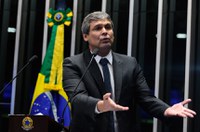 Lindbergh Farias apoia greve geral e diz que governo Temer já fracassou