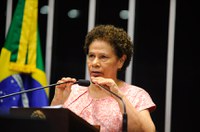 Regina Sousa defende reabertura do caso Rafael Braga Vieira