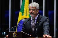 Humberto Costa aponta desmantelamento das políticas e instituições indigenistas