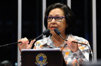 Lídice da Mata apoia greve geral e critica mudanças na base curricular