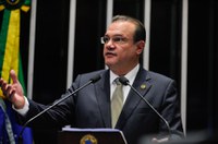 Regularização fundiária favorece o desenvolvimento, diz Wellington Fagundes