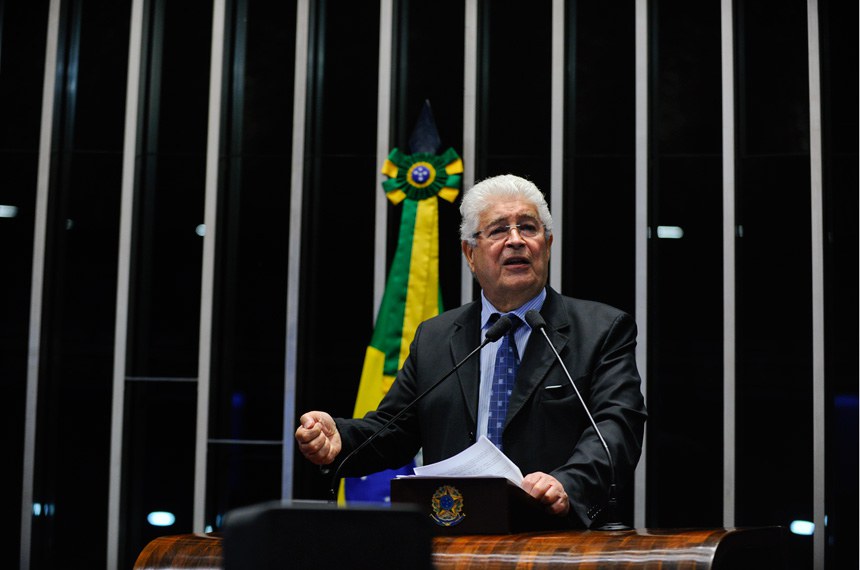 Autor do substitutivo para o projeto que altera a Lei de Abuso de Autoridade, o senador Roberto Requião (PMDB-PR) disse que o texto é o maior avanço do garantismo jurídico em décadas