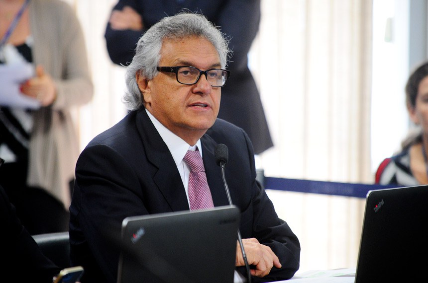 Resultado de imagem para caiado vai ao supremo