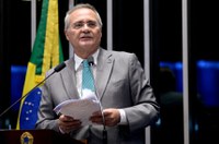 Renan critica 'excessos' do Judiciário e do Ministério Público
