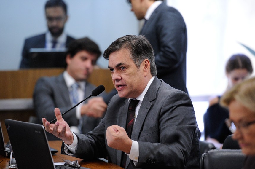 Senador Cássio Cunha Lima (PSDB-PB), autor da proposta, disse que esse tipo de crime pode prejudicar o atendimento da população, principalmente a mais carente