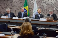 China consolida protagonismo na economia mundial, avaliam analistas