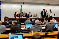 Comissão aprova parecer preliminar da LDO com ampliação do número de emendas
