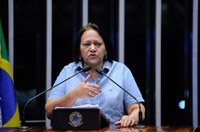 Fátima Bezerra: reforma trabalhista é uma 'colcha de mentiras'