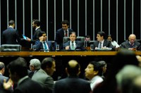 Congresso aprova LDO para 2018 com deficit de R$ 131,3 bilhões