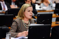 Comissão adia votação de PEC que reduz maioridade penal 