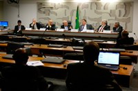 Debatedores pedem fortalecimento da política mineral