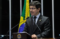 Randolfe defende manutenção do Pacto pelo Desenvolvimento do Amapá