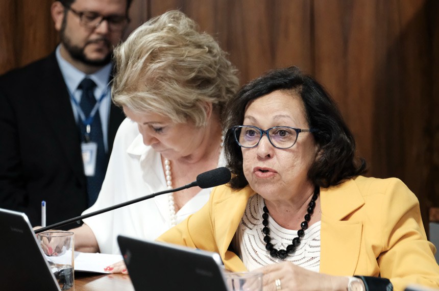 A senadora Lídice da Mata é relatora de três propostas sobre os exames de saúde para o ensino fundamental