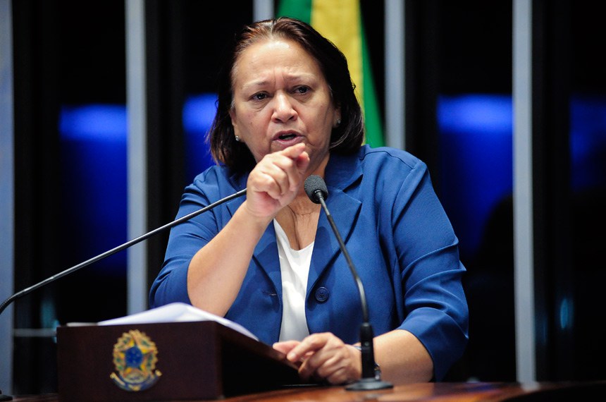 Plenário do Senado Federal durante sessão deliberativa extraordinária. Em discurso, à tribuna, senadora Fátima Bezerra (PT-RN). Foto: Pedro França/Agência Senado