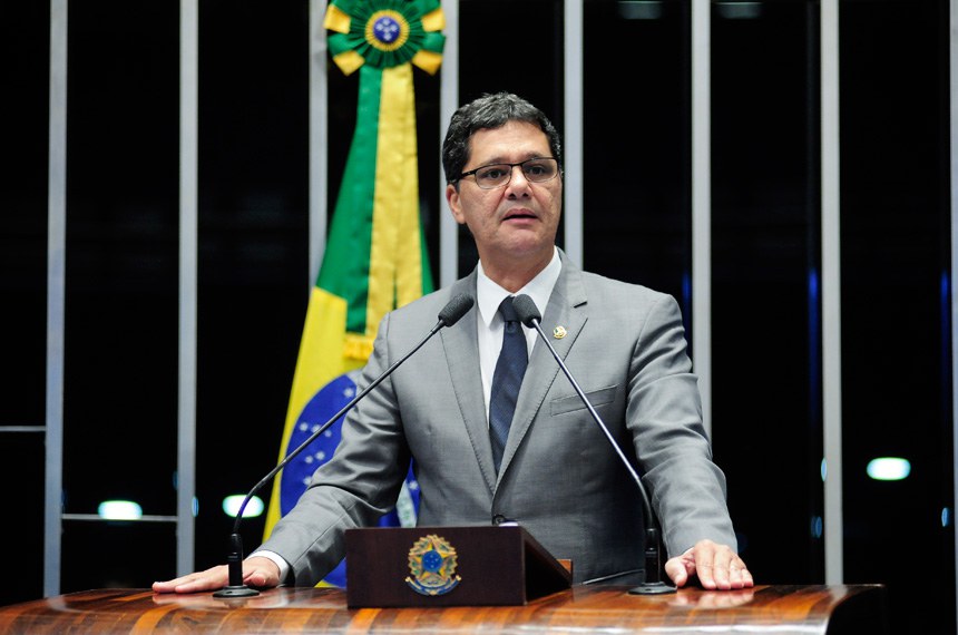 Plenário do Senado Federal durante sessão deliberativa extraordinária. Em discurso, à tribuna, senador Ricardo Ferraço (PSDB-ES). Foto: Pedro França/Agência Senado