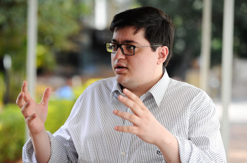 Diretor-executivo da Instituição Fiscal Independente (IFI), Felipe Salto concede entrevista sobre o registro feito pelo FMI, destacando a importância da instituição O Fundo Monetário Internacional (FMI) destacou que a criação da Instituição Fiscal Independente (IFI) pelo Senado Federal em 2016, foi importante contribuição para promover maior transparência e relevância do debate fiscal no país. Foto: Marcos Oliveira/Agência Senado