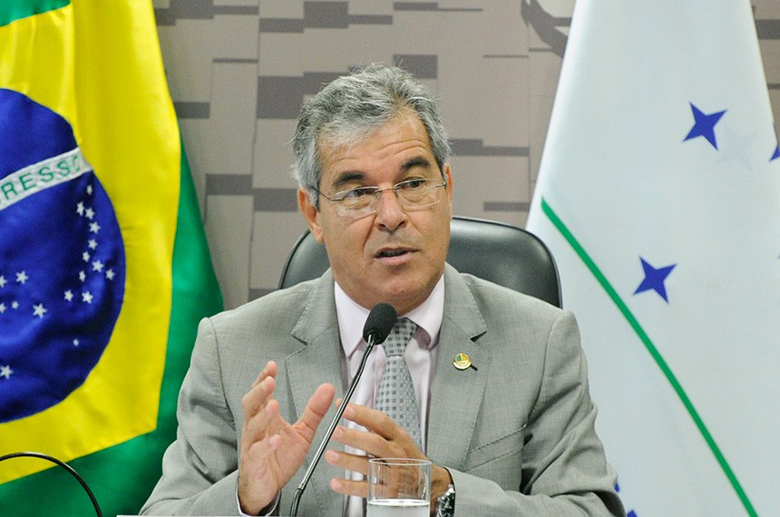 Senador Jorge Viana (PT-AC), relator da proposta