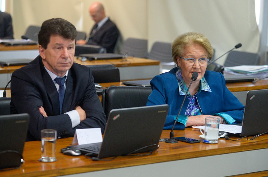 Durante a análise da proposta na CTFC, a senadora Ana Amélia (PP-RS) e o senador Ivo Cassol (PP-RO) queixaram-se do fato de o projeto não passar pela análise da Comissão de Agricultura (CRA)