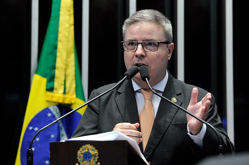 O senador Antonio Anastasia (PSDB-MG) foi relator da matéria, que tramitou no Senado em regime de urgência