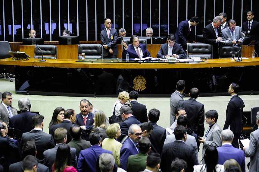 Resultado de imagem para votação no congresso nacional hoje