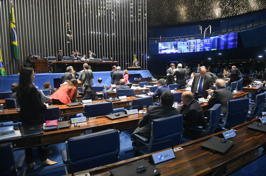 PlenÃ¡rio do Senado Federal durante sessÃ£o deliberativa ordinÃ¡ria. Ordem do dia.   Presidente do Senado Federal,  senador EunÃ­cio Oliveira (MDB-CE) Ã  mesa conduz sessÃ£o.     Foto: Jefferson Rudy/AgÃªncia Senado