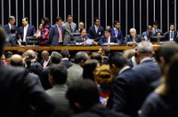 Prazo para Bolsonaro sancionar Orçamento termina nesta terça