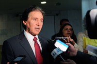 Eunício Oliveira defende candidatura única do MDB para a presidência do Senado