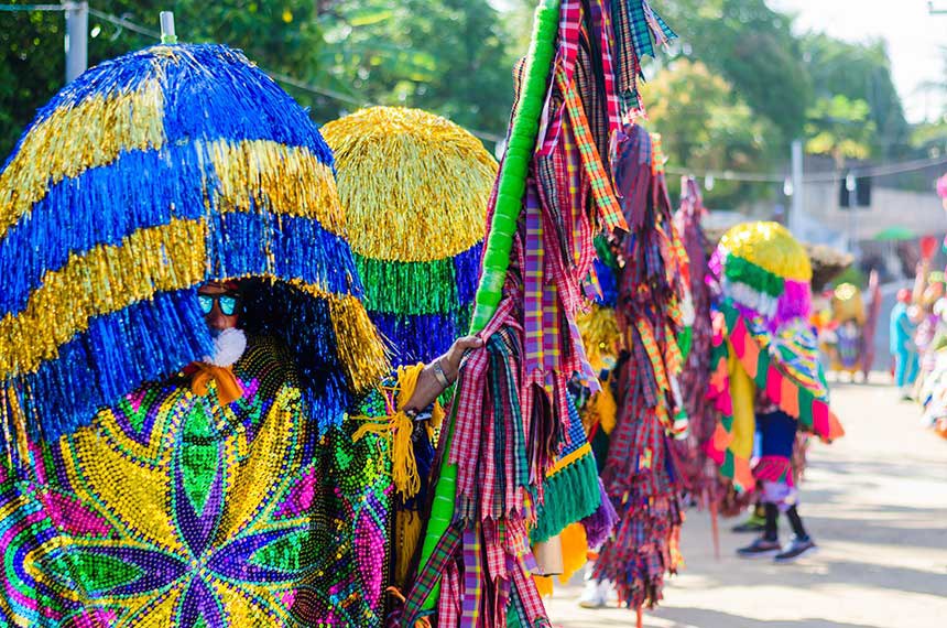Carnaval de Olinda 2018 Encontro Estadual dos Maracatus de Baque Solto de Pernambuco. Local: Cidade Tabajara. Olinda-PE. Foto: Arquimedes Santos/Prefeitura de Olinda