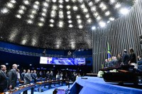 Senado homenageia ‘Folha de S.Paulo’ e Otávio Frias Filho