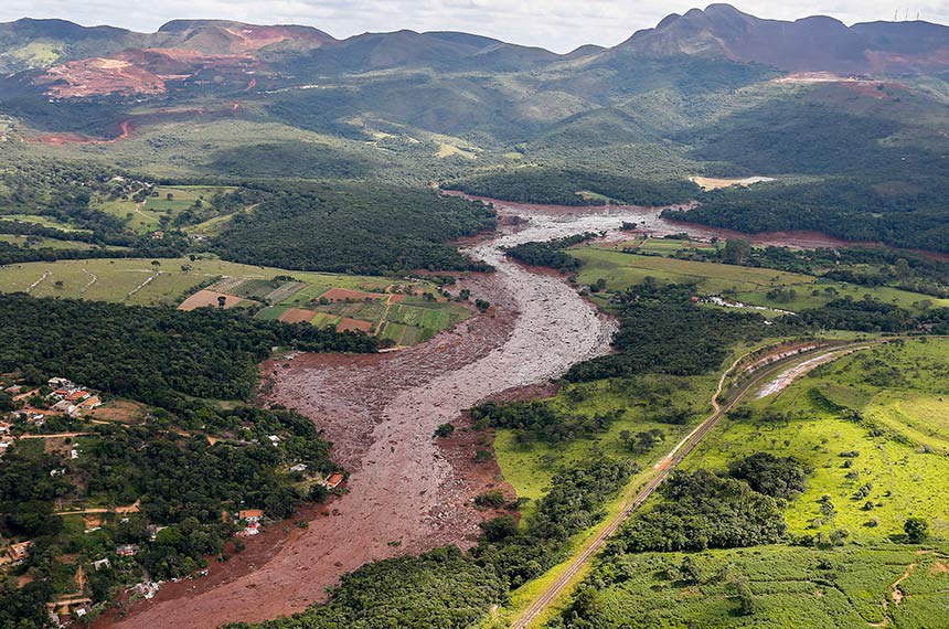 Brumadinho - MG, 26/01/2019 - Região atingida pelo rompimento da barragem de Brumadinho (MG). Sobrevoo da região atingida pelo rompimento da barragem Mina Córrego do Feijão, em Brumadinho/MG. Foto: Isac Nóbrega/PR